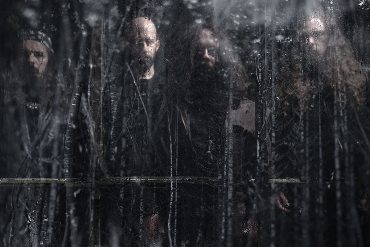 WOLVES IN THE THRONE ROOM